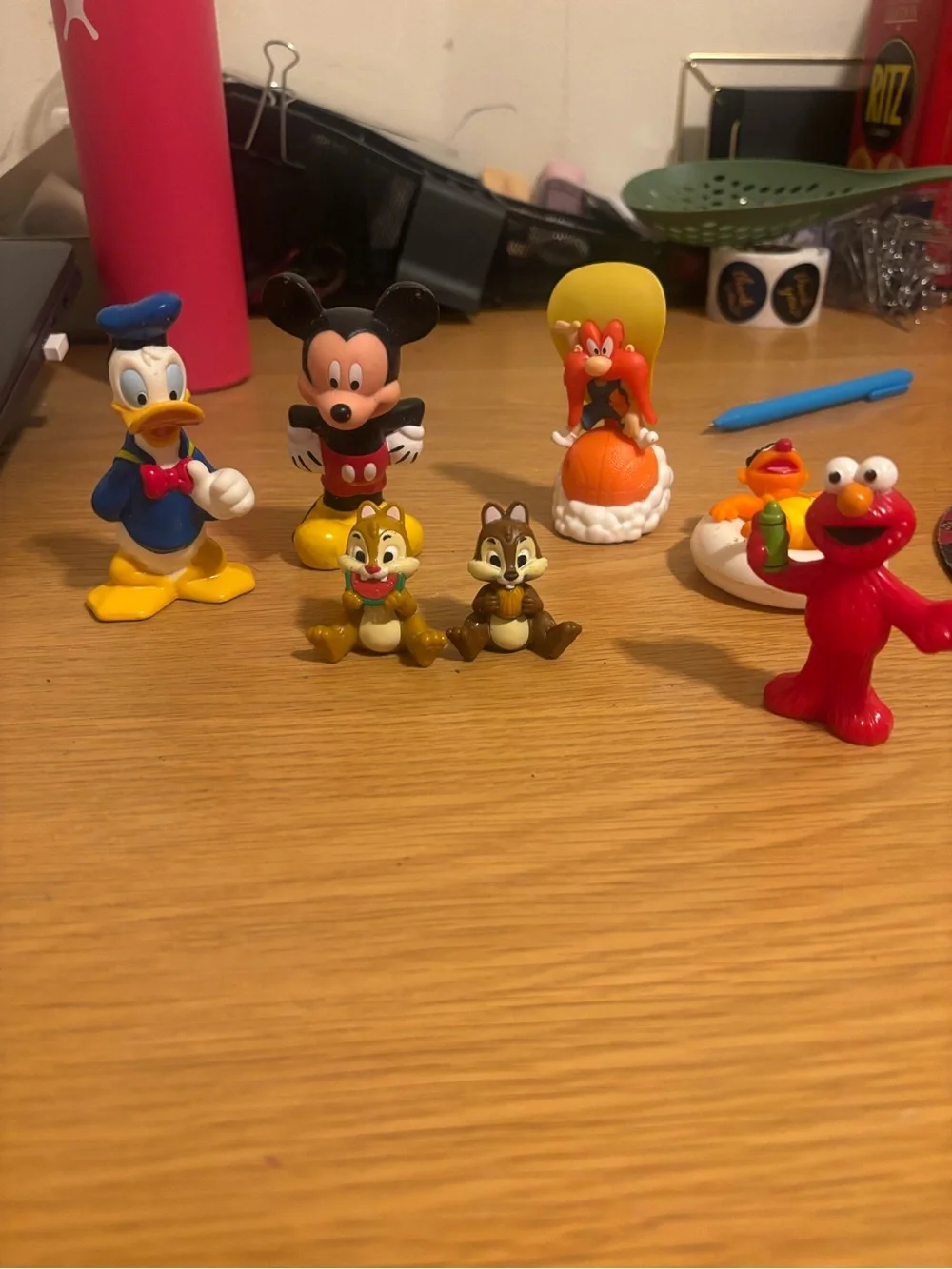 Disney Kids Figurine Set - Mickey, Donald, Chip & Dale - Multicolor